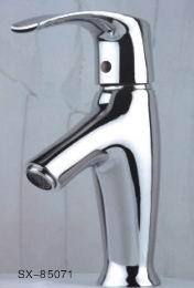 厦门世新五金卫浴 专业制造，打造高品质水暖洁具